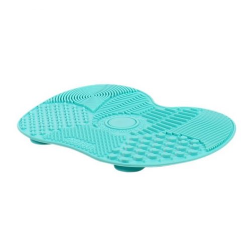 Silcone mat for cosmetic brushes cleaning